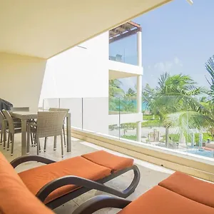 Aparthotel The Elements Oceanfront & Beachside Playa del Carmen